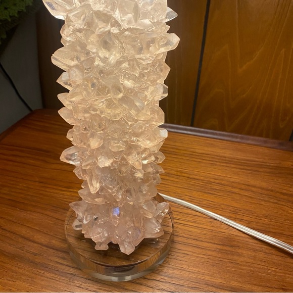 Stunning pink quartz Crystal rock table lamp - Picture 11 of 11